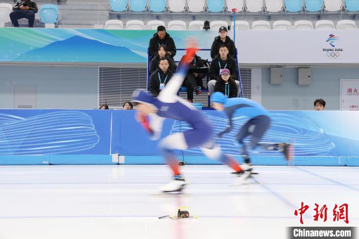 北京冰丝带国家速滑馆迎来全国青年速滑锦标赛