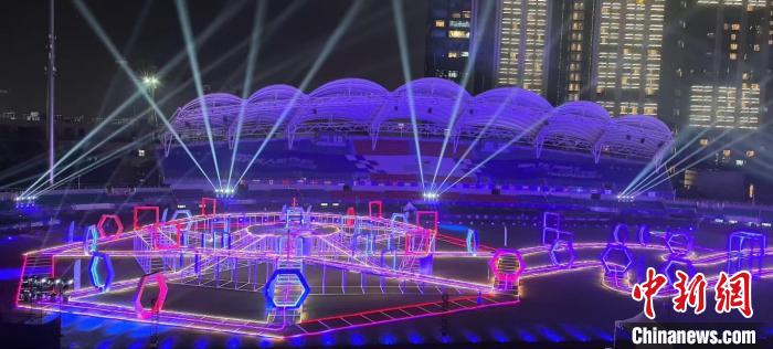 成都世运会无人机竞速项目启动 男女混合赛制角