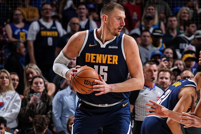 约基奇4天3战狂砍三双率队豪取5连胜 竞逐MVP与历