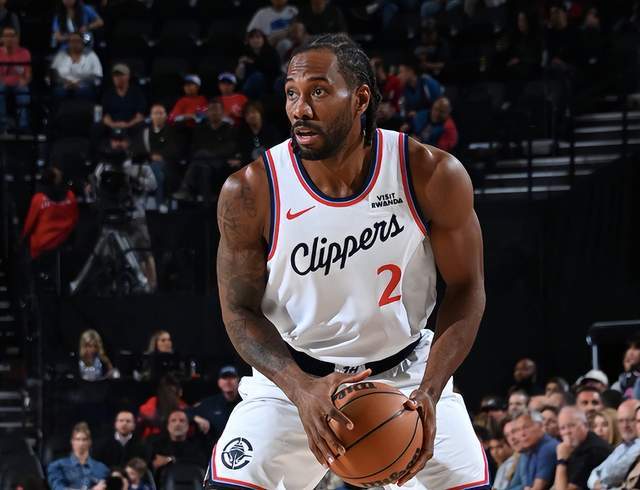 快船开局17-0狂轰独行侠 伦纳德加兰联手压制对手